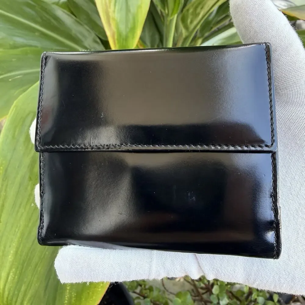 Authentic Vintage Gucci Bifold Wallet Black Patent Leather - Picture 3 of 16